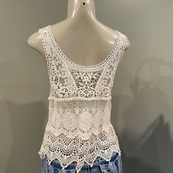 Crochet tank top - Picture 2 of 6